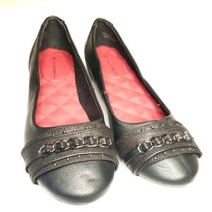 Falls Creek Rachel Size 8.5 Black Loafers